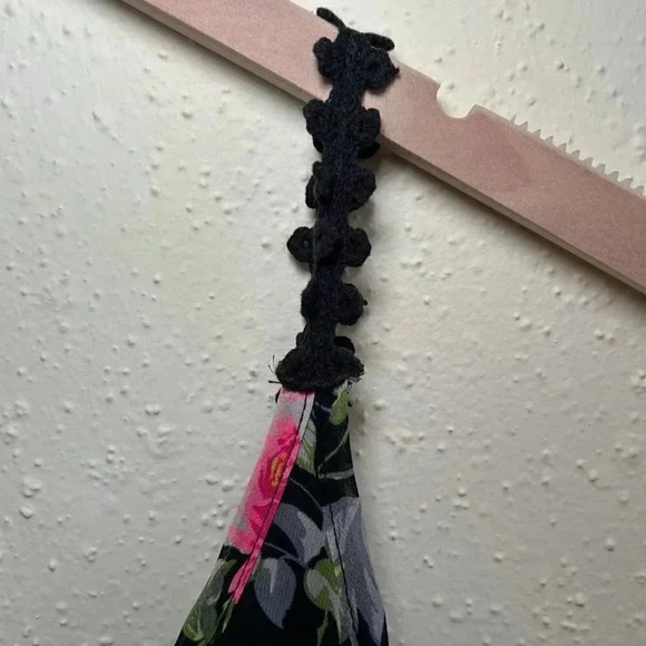 Lust N Must Flowy Top OS - Picture 4 of 10